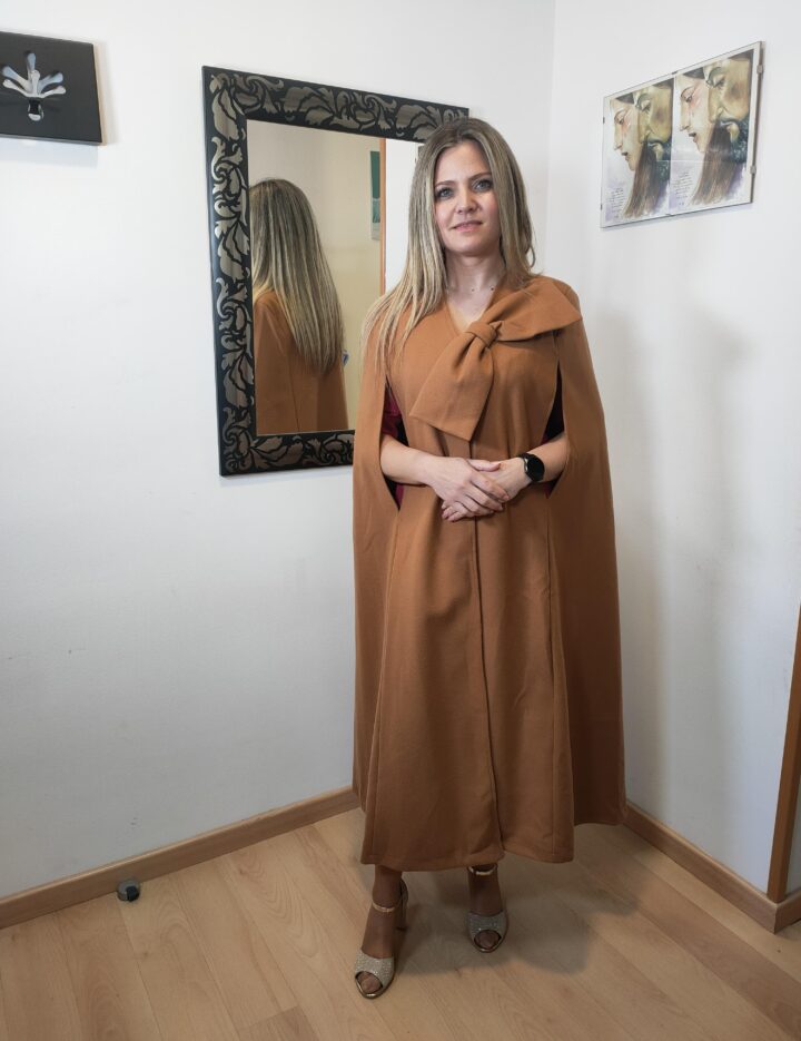Capa Paño Con Lazo