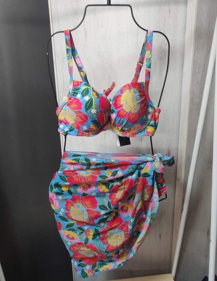 Bikini floral azul