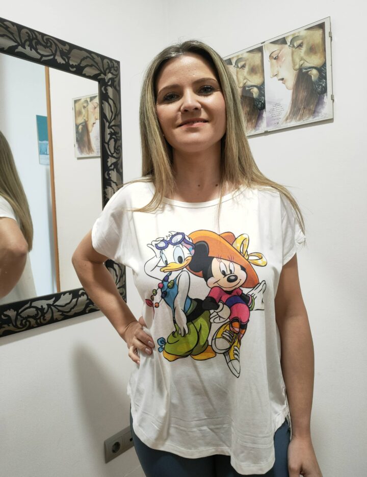 Camiseta Minnie y Daisy
